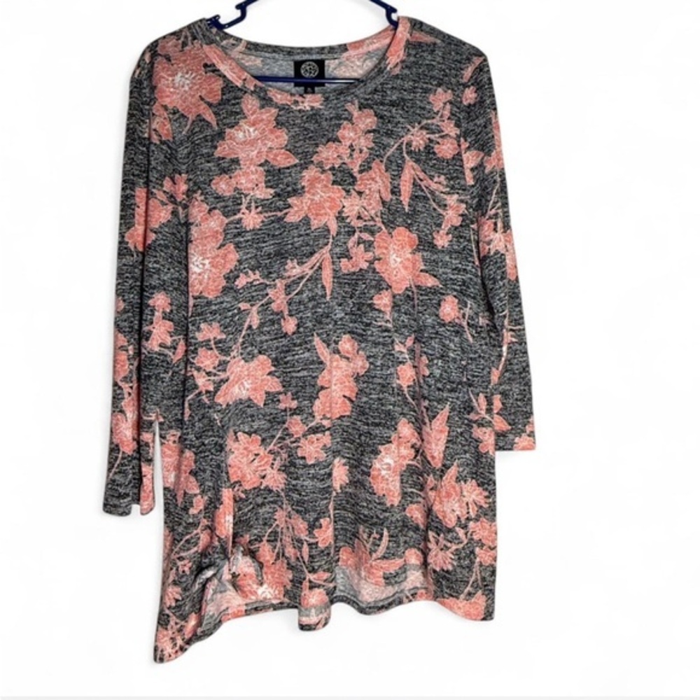 Bobeau Gray and Pink Floral Tunic